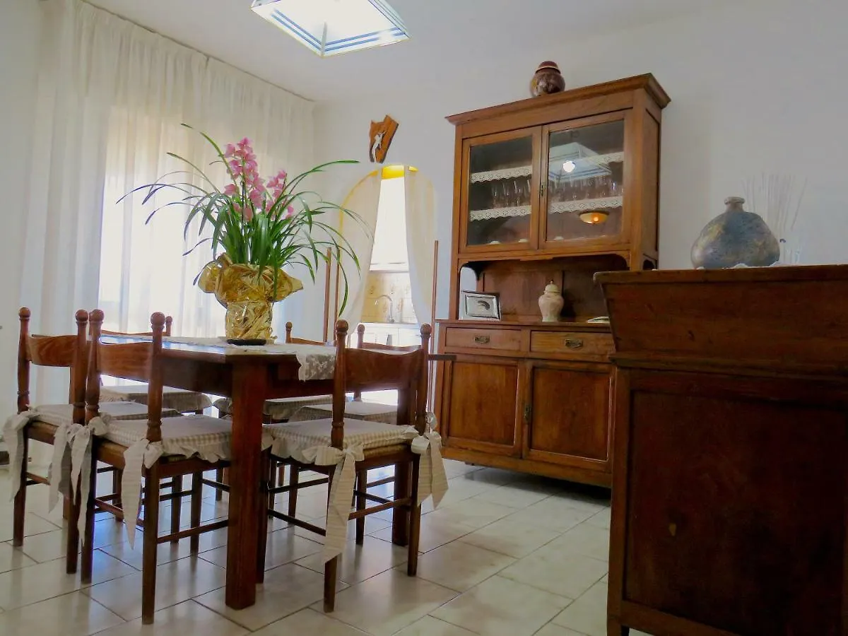 Grazia Appartamento Family Barga 0*,