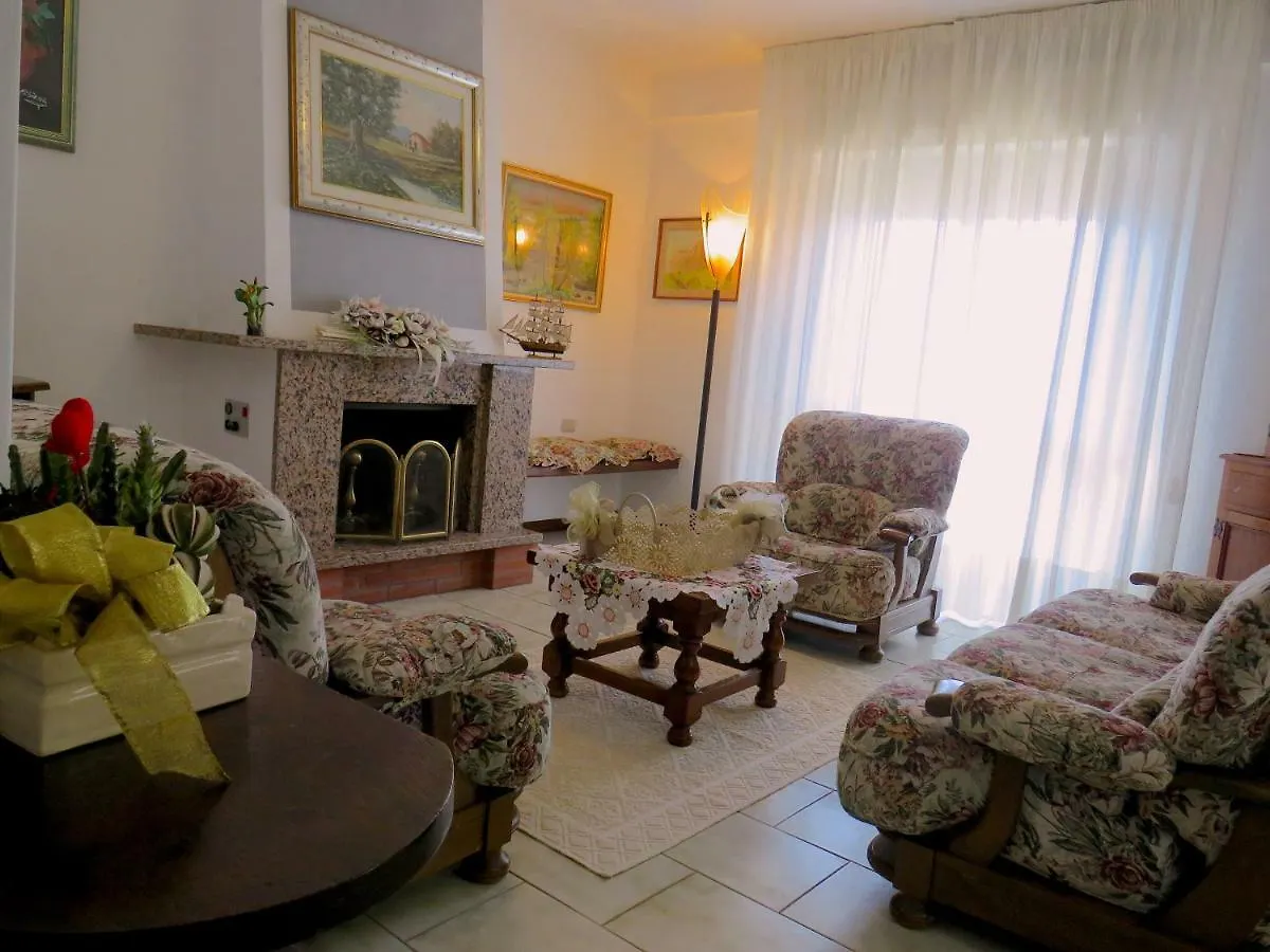 Grazia Appartamento Family Barga 0*,